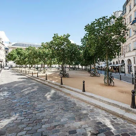 5e Entre Notre Dame & Pantheon Appartamento