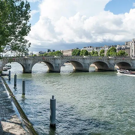 5e Entre Notre Dame & Pantheon Appartamento *